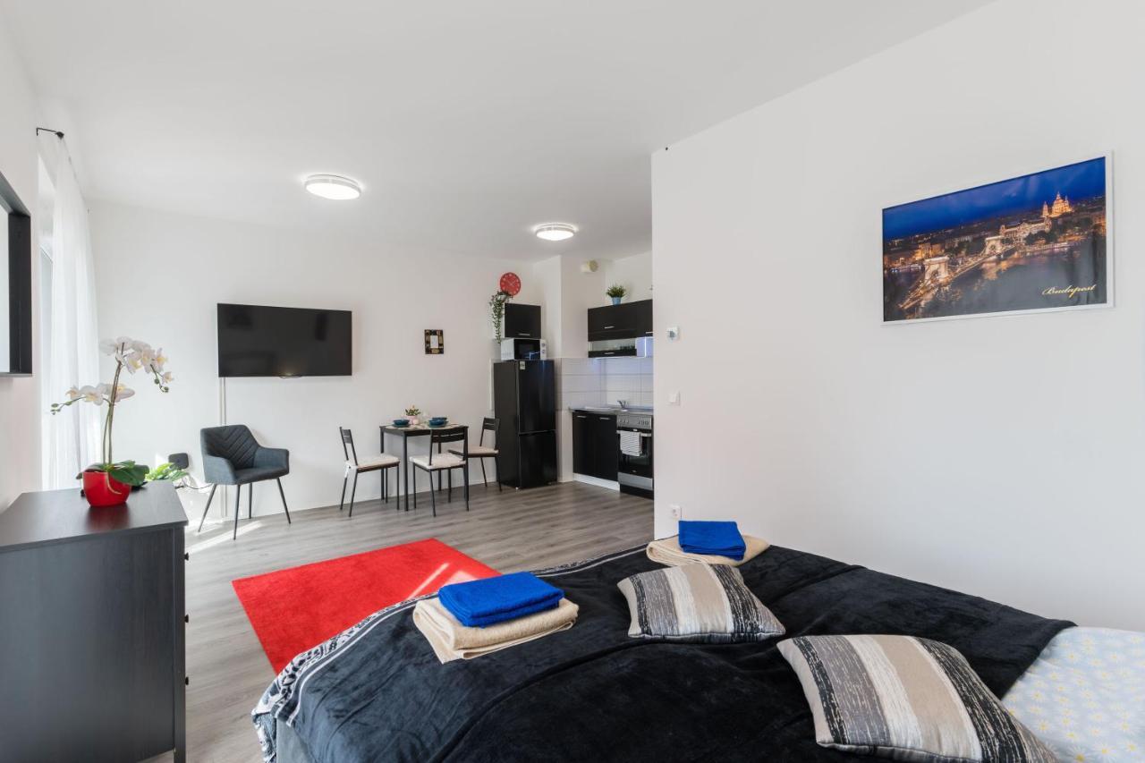 New Blue Danube Apartment With Balcony And Parking Budapest Eksteriør bilde