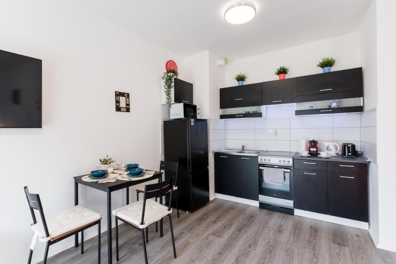 New Blue Danube Apartment With Balcony And Parking Budapest Eksteriør bilde