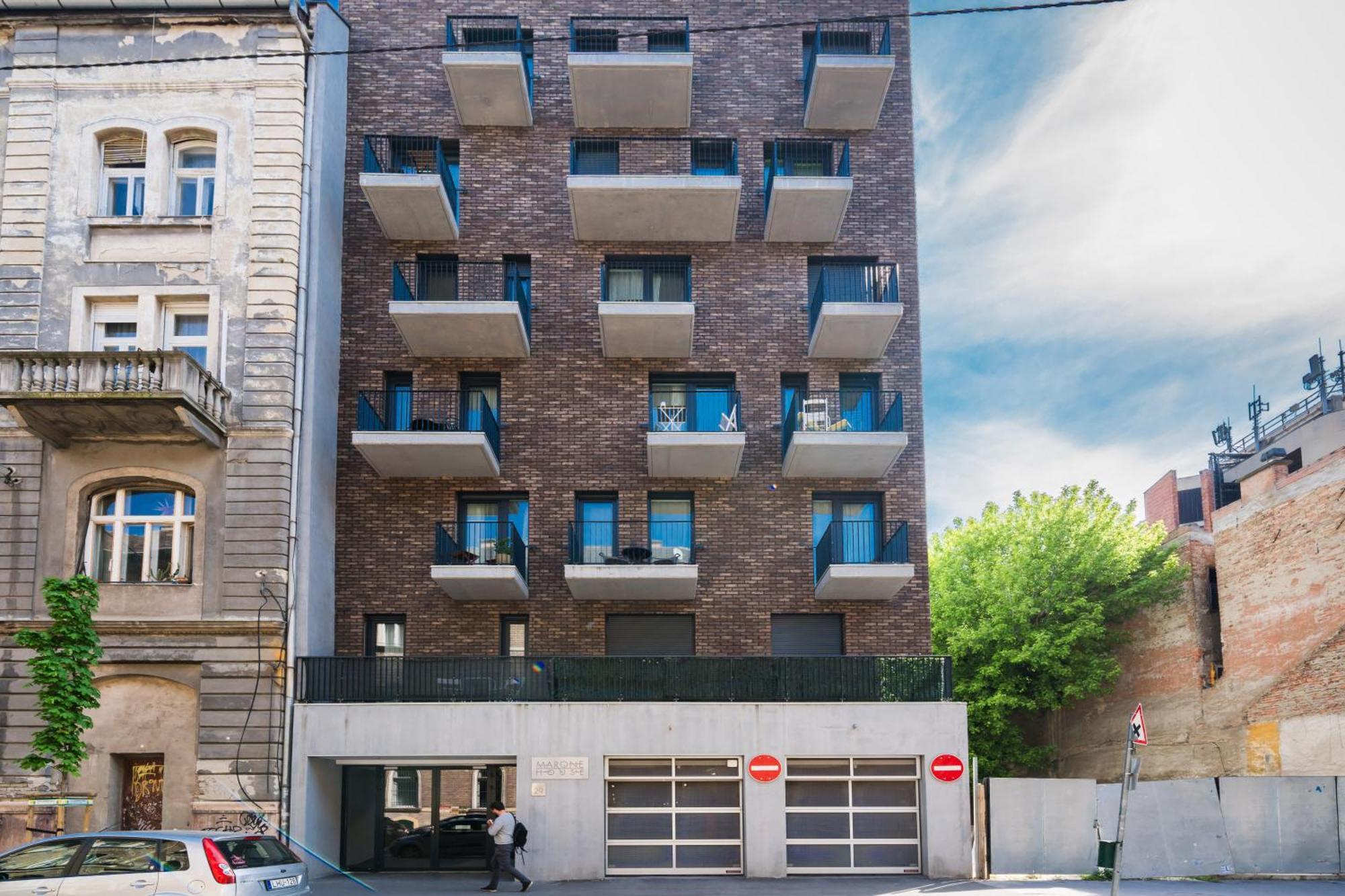New Blue Danube Apartment With Balcony And Parking Budapest Eksteriør bilde